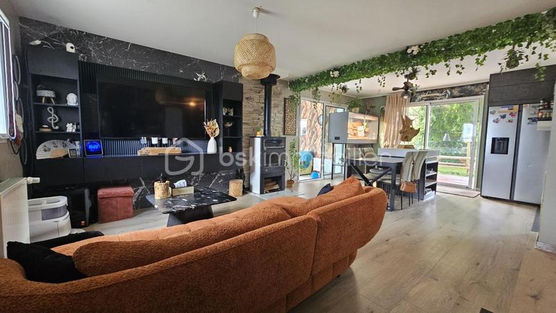 Maison - 140 m² - 7 pièces