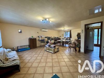 Maison - 88 m² - 4 pièces