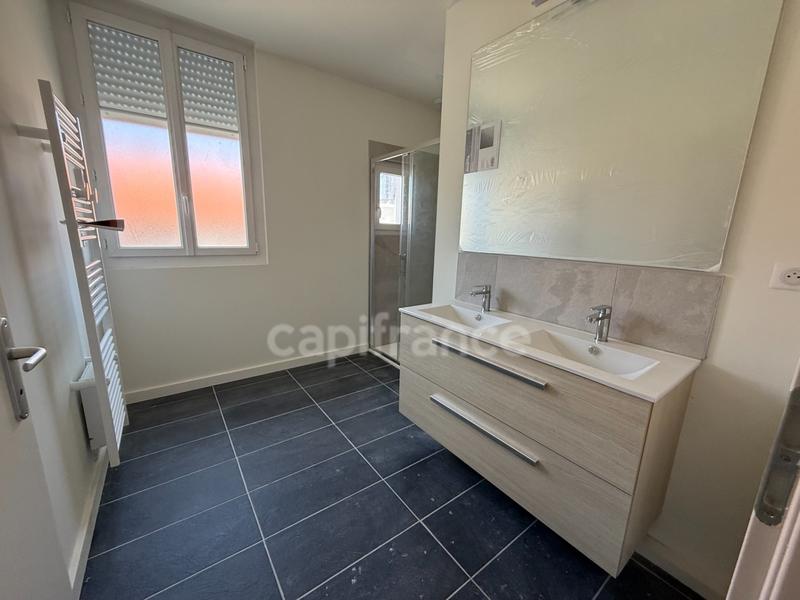 Appartement - 110 m² - 5 pièces