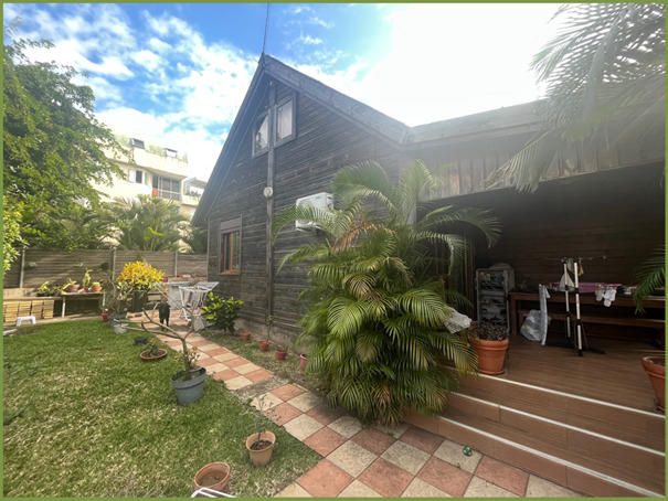 Maison - 90 m² - 3 pièces