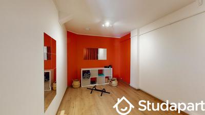 Chambre - 11 m² - 1 pièce