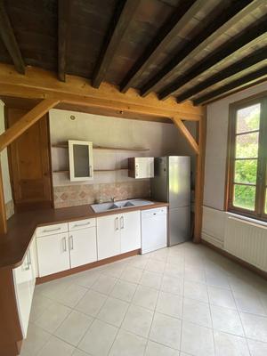 Maison - 247 m² - 9 pièces