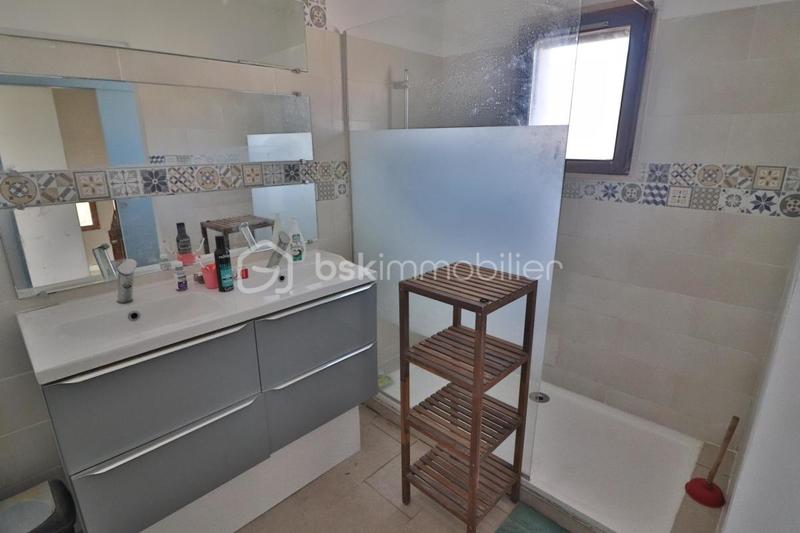 Maison - 96 m² - 3 pièces