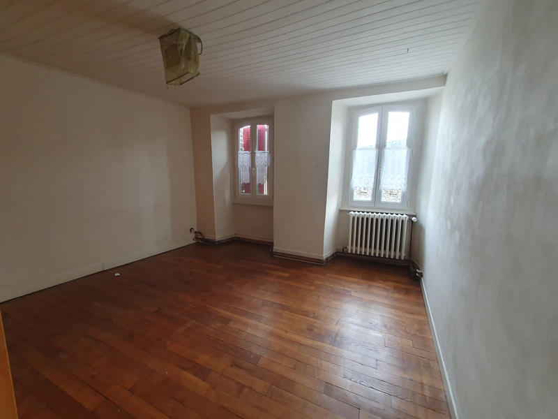 Maison - 150 m² - 8 pièces