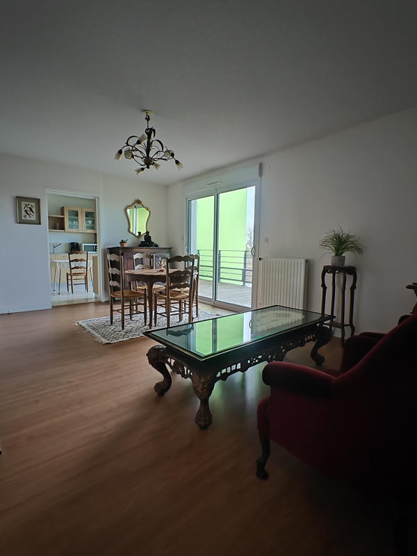 Appartement - 92 m² - 4 pièces