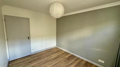 Appartement - 65 m² - 4 pièces