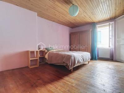 Maison de village - 117 m² - 6 pièces