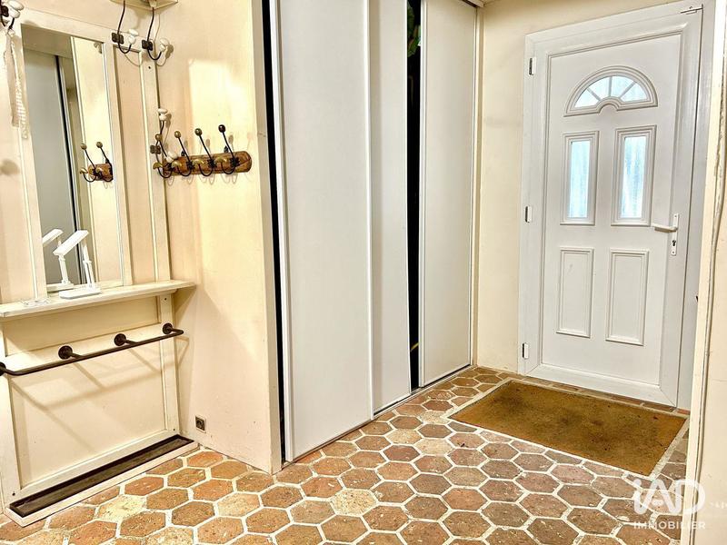 Maison - 210 m² - 7 pièces