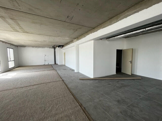 Local commercial - 380 m²