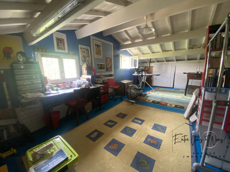 Maison traditionnelle - 176 m² - 4 pièces