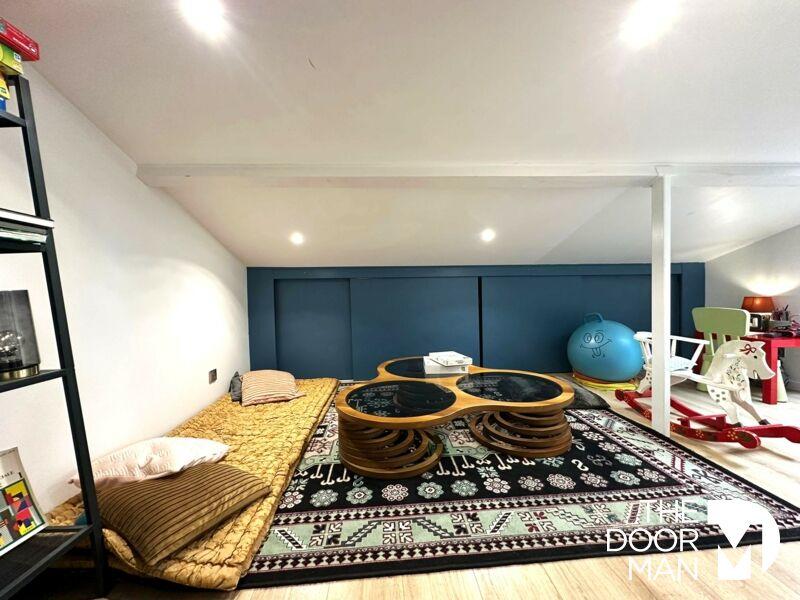 Maison - 190 m² - 6 pièces