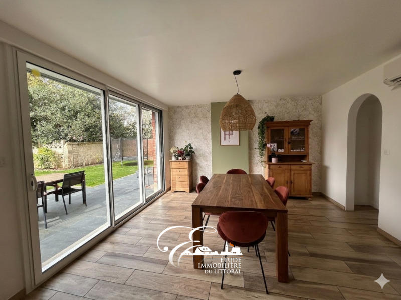 Maison - 180 m² - 5 pièces