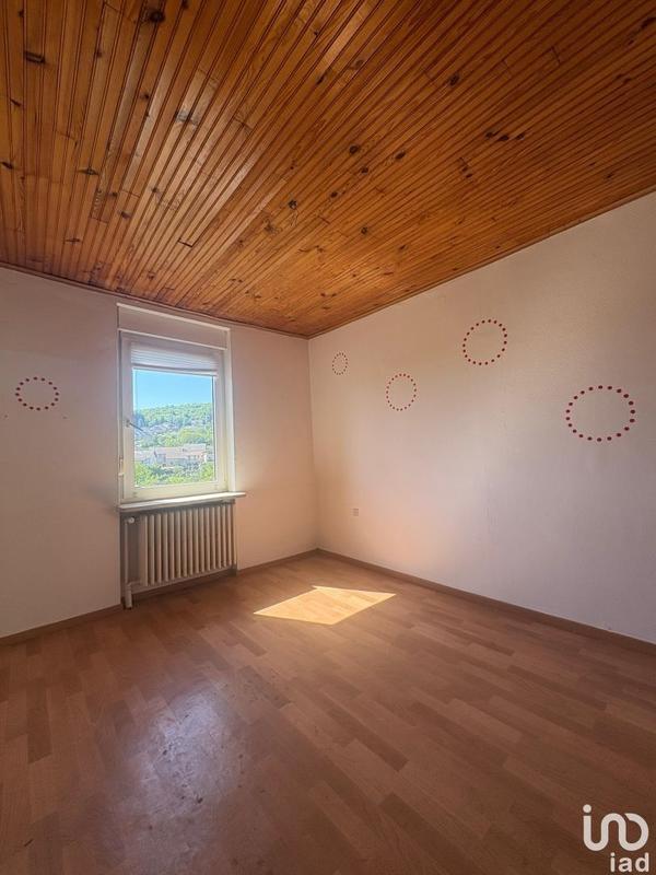 Maison - 143 m² - 5 pièces