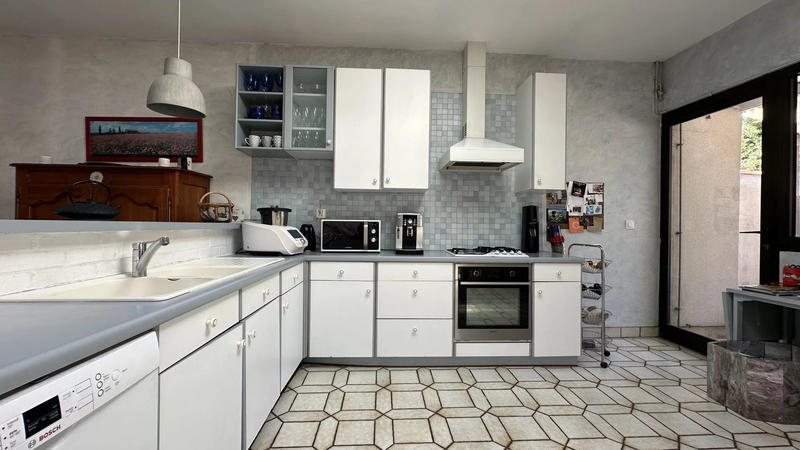 Maison - 190 m² - 7 pièces