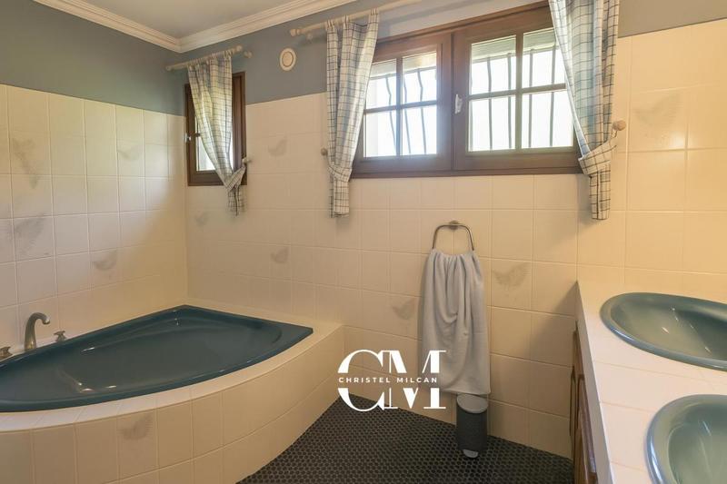 Maison - 146 m² - 4 pièces