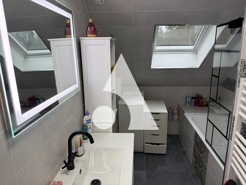 Maison - 70 m² - 3 pièces