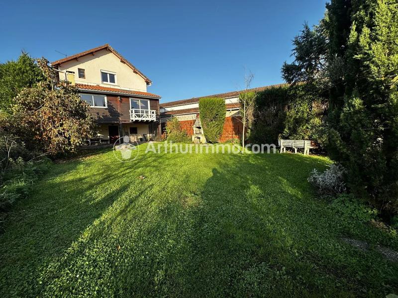 Maison - 102 m² - 4 pièces