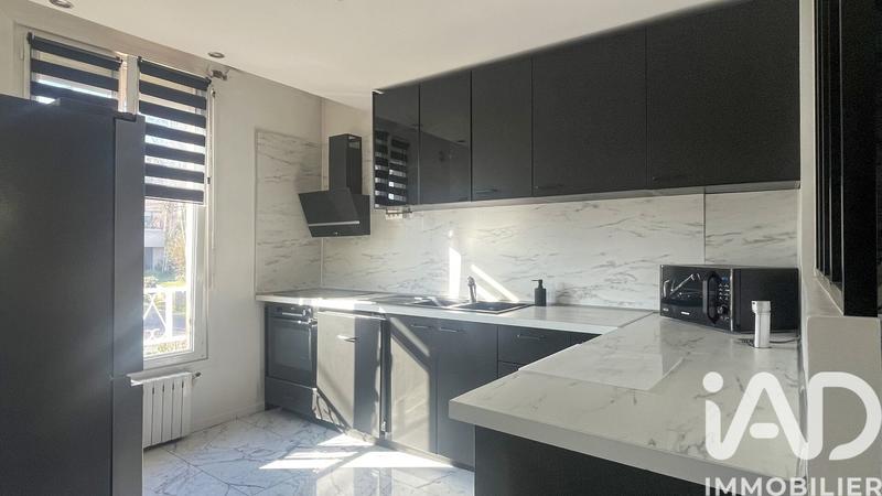 Maison - 74 m² - 5 pièces