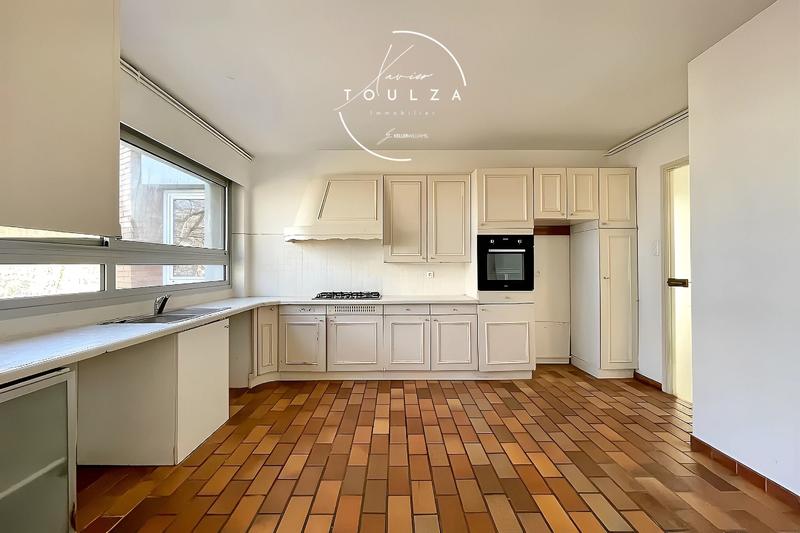 Appartement - 162 m² - 5 pièces