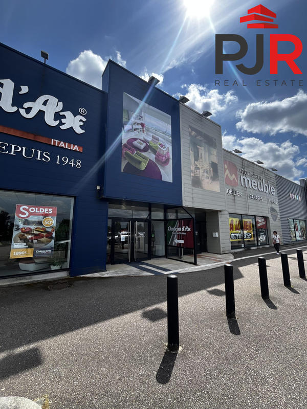 Local commercial - 750 m²