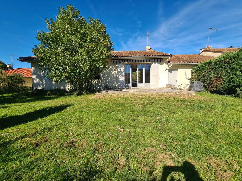 Maison - 90 m² - 5 pièces