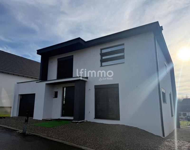 Maison - 165 m² - 5 pièces