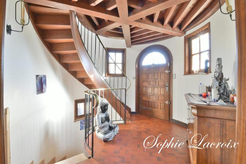 Demeure - 258 m² - 8 pièces