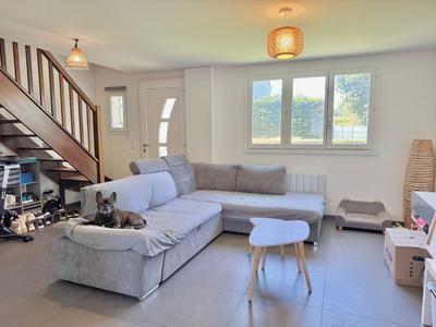 Maison - 79 m² - 4 pièces