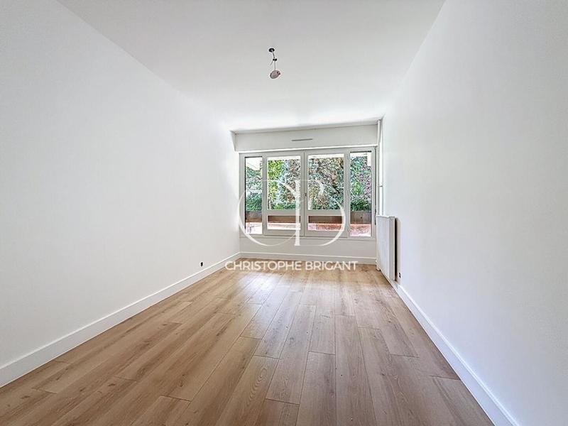 Appartement - 96 m² - 5 pièces