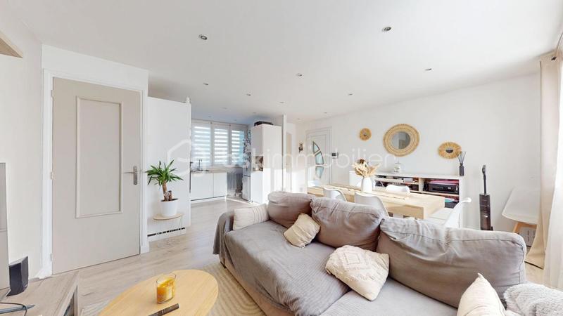 Maison - 63 m² - 4 pièces