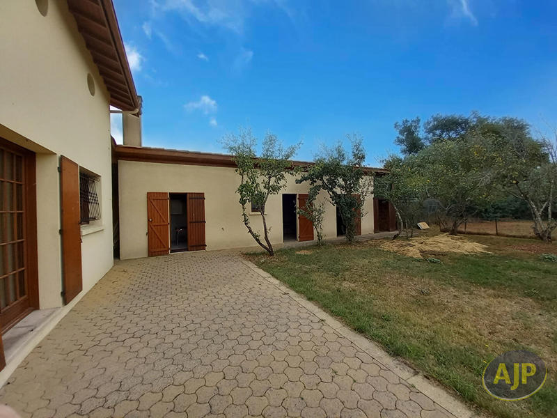 Maison - 192 m² - 6 pièces