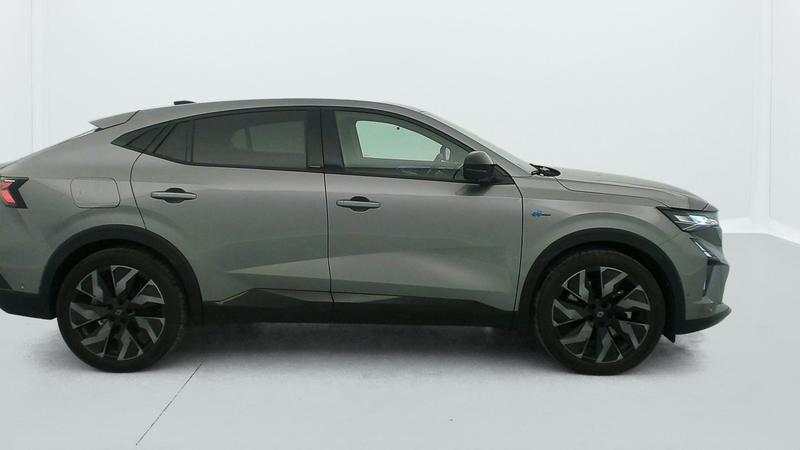 Renault Rafale hyper hybrid E-Tech 4x4 300 esprit Alpine