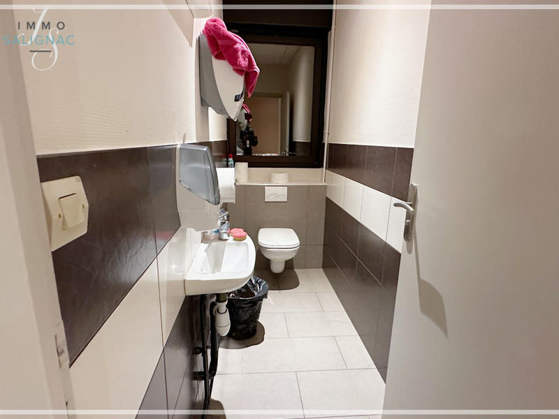 Local commercial - 60 m² - 3 pièces