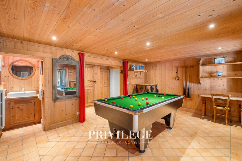 Châlet - 195 m² - 6 pièces