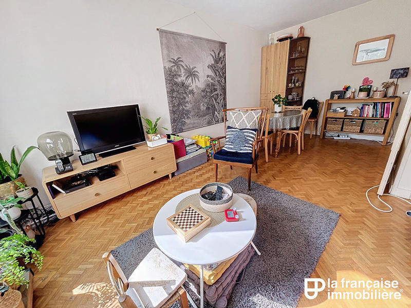 Appartement - 81 m² - 4 pièces