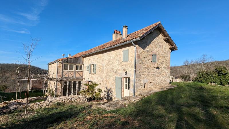 Maison - 187 m² - 4 pièces