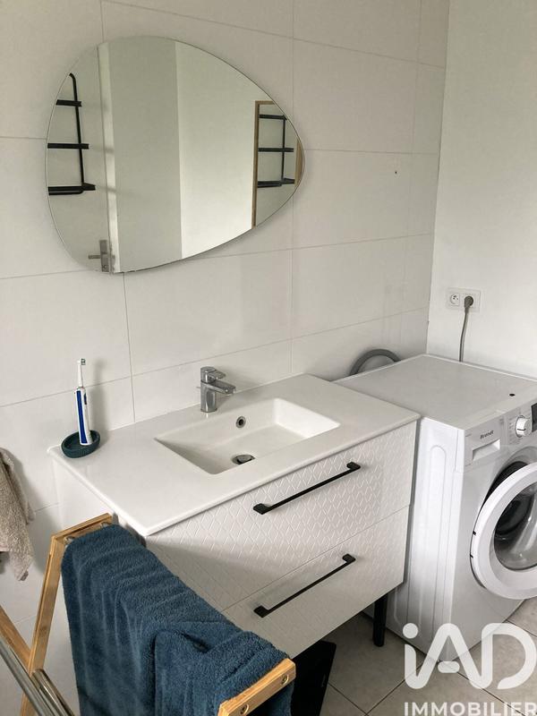 Maison - 214 m² - 8 pièces