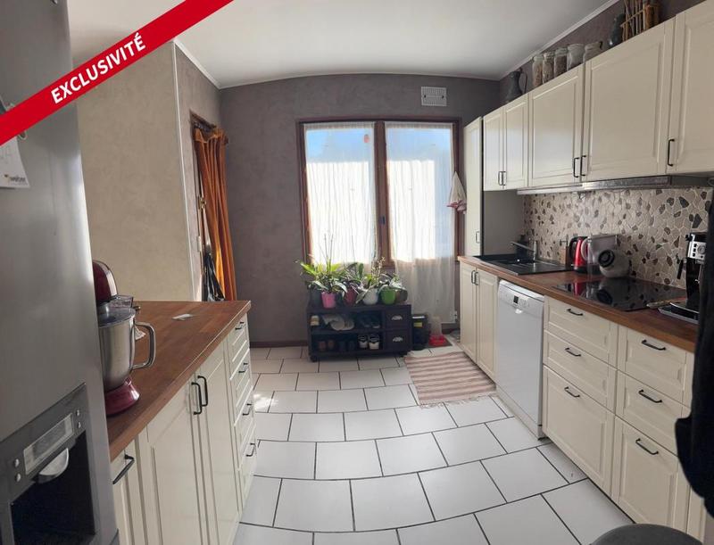 Pavillon - 94 m² - 5 pièces