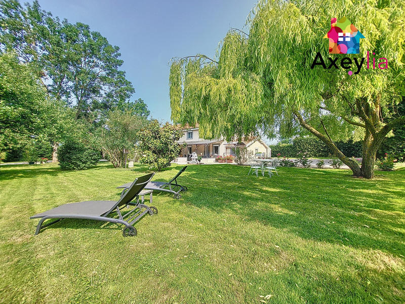 Maison - 197 m² - 7 pièces