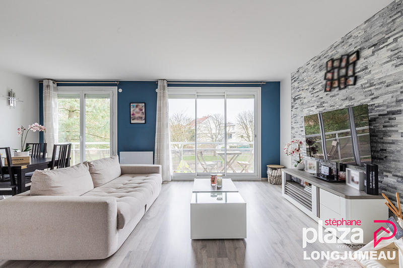 Appartement - 90 m² - 5 pièces