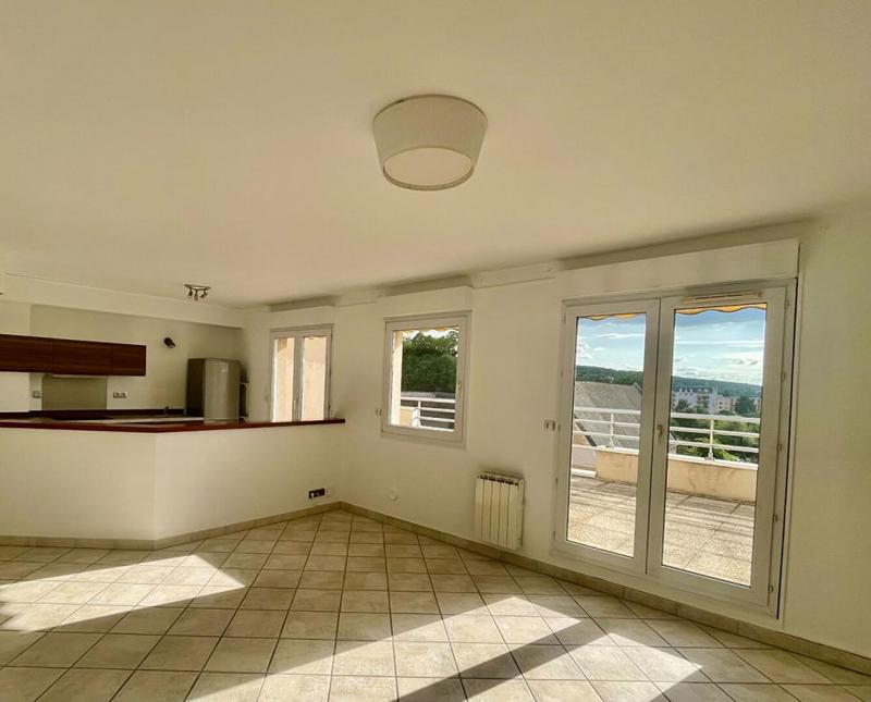 Appartement - 95 m² - 4 pièces