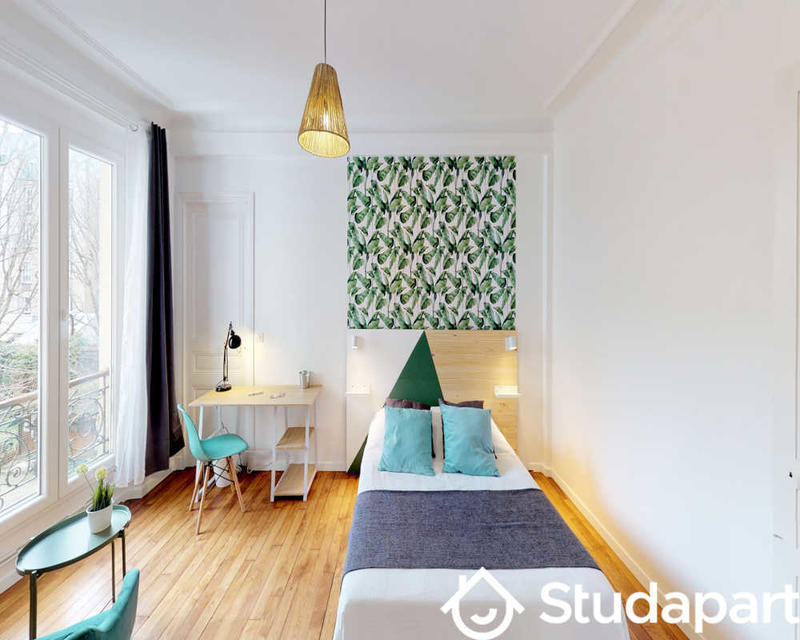 Chambre - 100 m² - 1 pièce