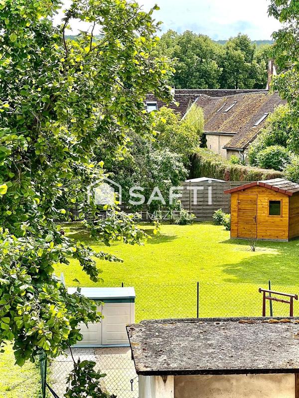 Maison - 201 m² - 7 pièces