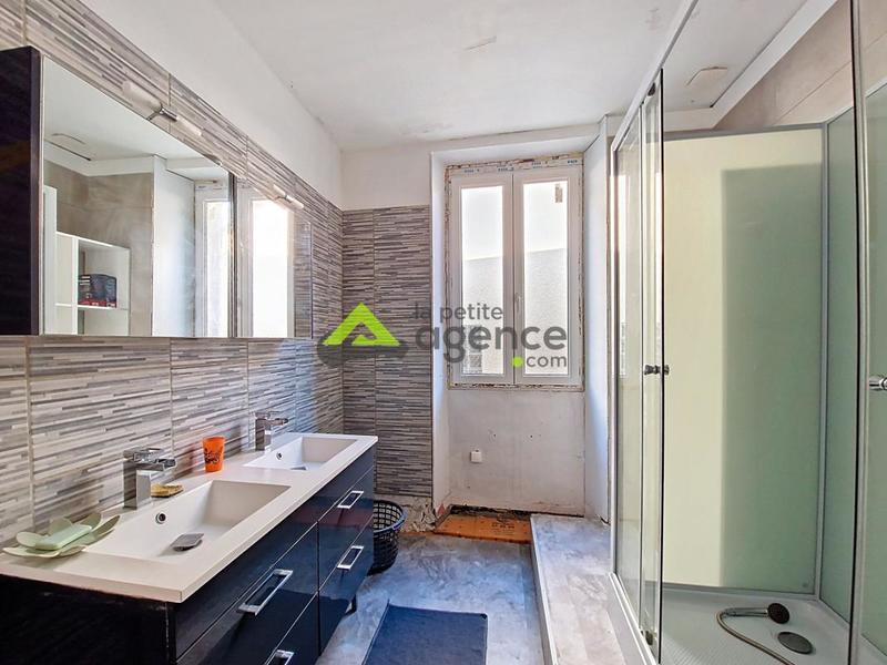 Maison de ville - 120 m² - 5 pièces