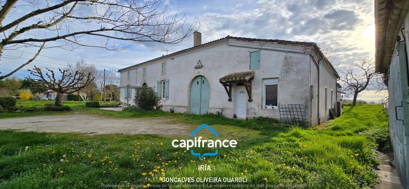 Corps de ferme - 240 m² - 7 pièces