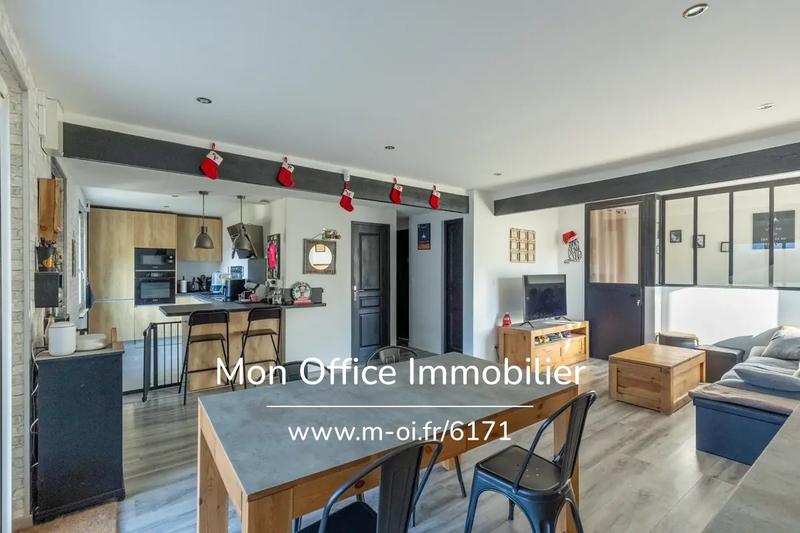 Maison - 82 m² - 5 pièces