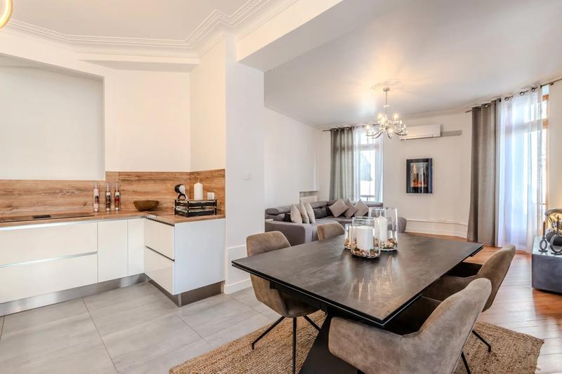 Appartement - 82 m² - 3 pièces