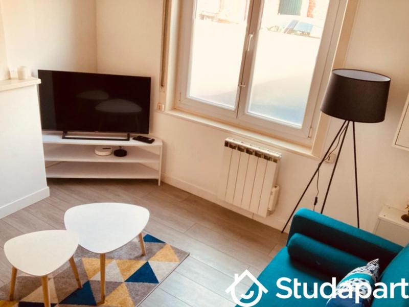 Chambre - 13 m² - 1 pièce