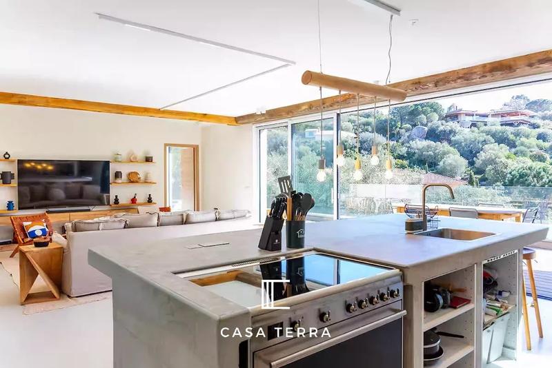 Villa - 150 m² - 6 pièces