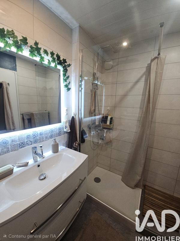 Appartement - 80 m² - 4 pièces